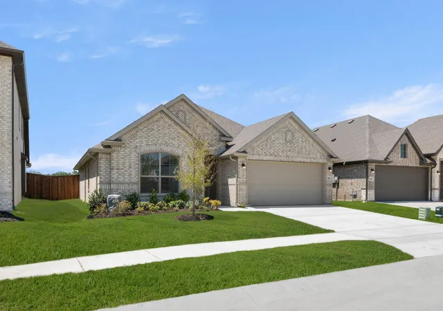 Photo 2 of Sale Pending at 7405 Lavender Ln, Ponder, TX 76259 | MLS# 21324098 | Listing updated on 2026-08-27