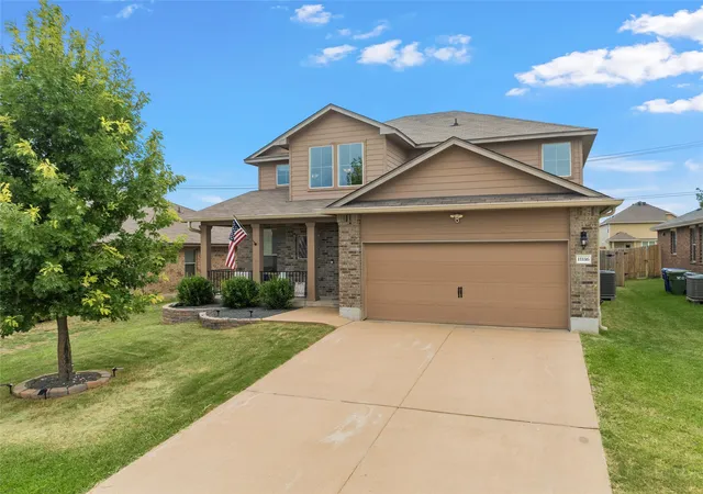 Photo 3 of Single family home for sale at 11116 Whitlock Dr, Lorena, TX 76655 | MLS# 21323603 | Listing updated on 2026-08-16