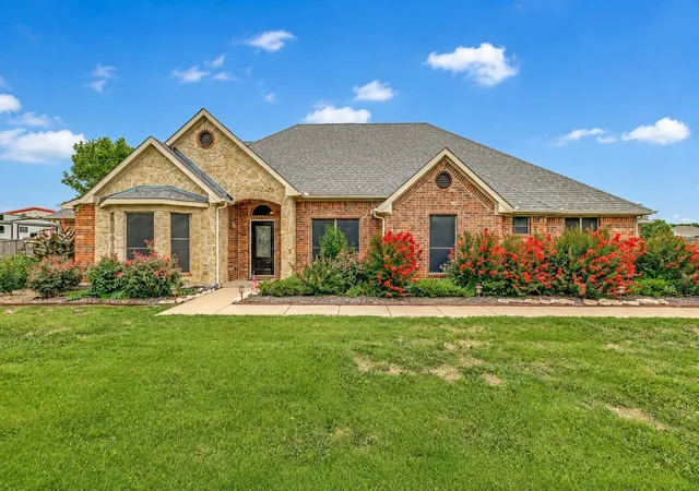Photo 3 of Single family home for sale at 1745 County Road 1106, Anna, TX 75409 | MLS# 21315957 | Listing updated on 2026-08-14