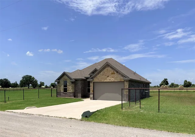 Photo 38 of Single family home for sale at 109 Cool Meadows Ct, Millsap, TX 76066 | MLS# 21323684 | Listing updated on 2026-09-15