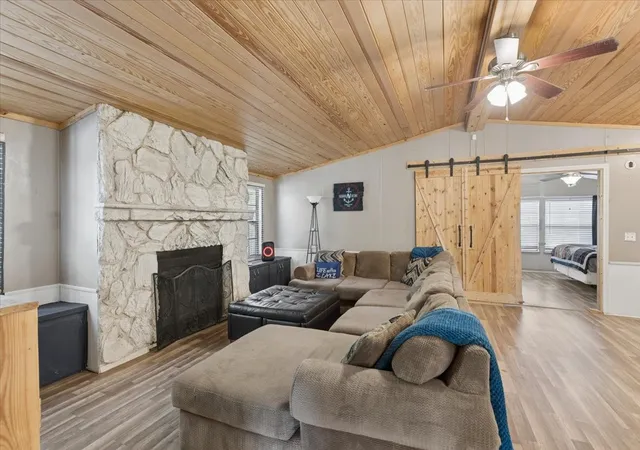 Photo 3 of Manufactured home for sale at 245 Ben Lacy Dr, Gun Barrel City, TX 75156 | MLS# 21295498 | Listing updated on 2026-07-08