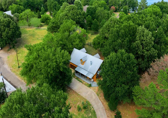 Photo 1 of Single family home for sale at 5470 Possum Trl, Eustace, TX 75124 | MLS# 21324350 | Listing updated on 2026-09-04