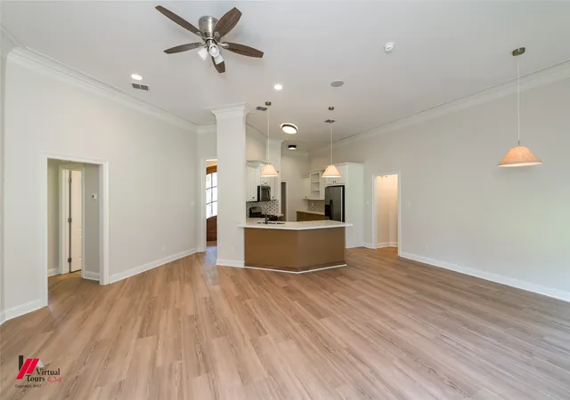Photo 3 of Sale Pending at 9905 Loveland Ct, Shreveport, LA 71106 | MLS# 21322823 | Listing updated on 2026-10-07