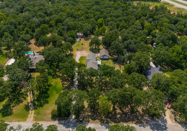 Photo 1 of Sale Pending at 212 Circle Dr, Alvarado, TX 76009 | MLS# 21323540 | Listing updated on 2026-09-29
