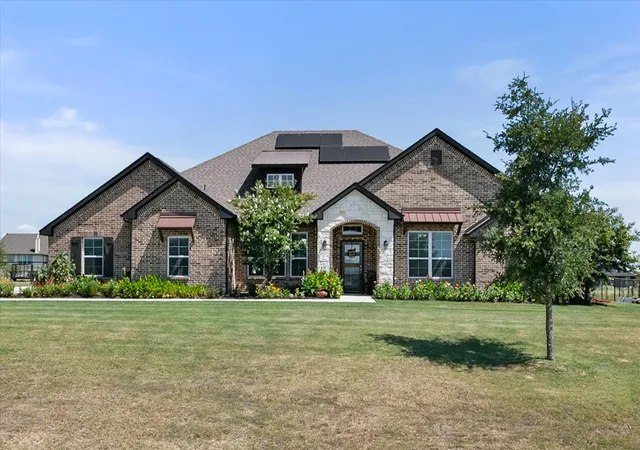 Photo 1 of Single family home for sale at 5013 Freestone Dr, Weatherford, TX 76085 | MLS# 21324478 | Listing updated on 2026-07-20