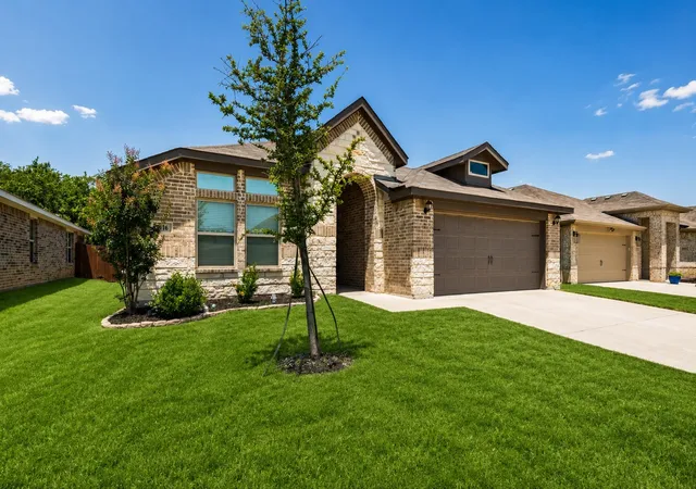 Photo 1 of Single family home for sale at 9916 Mescalbean Blvd, Crowley, TX 76036 | MLS# 21324485 | Listing updated on 2026-08-22