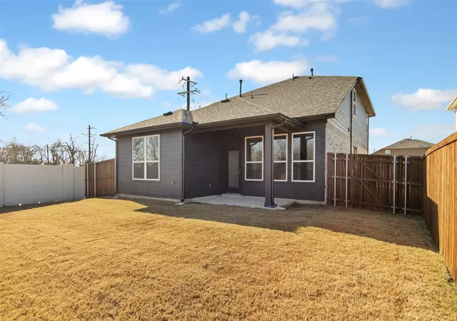 Photo 2 of Single family home for sale at 1653 Cloud Cover Vw, Celina, TX 75009 | MLS# 21324487 | Listing updated on 2026-09-29
