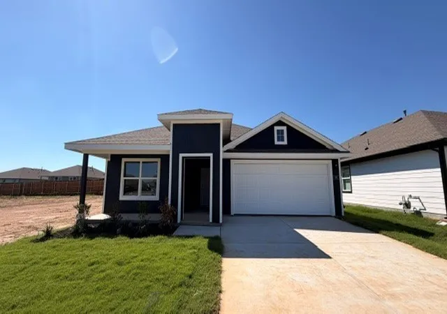 Photo 1 of Single family home for sale at 168 Tributary Ln, Bridgeport, TX 76426 | MLS# 21323897 | Listing updated on 2026-09-26