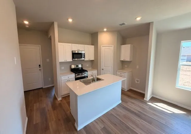 Photo 2 of Single family home for sale at 168 Tributary Ln, Bridgeport, TX 76426 | MLS# 21323897 | Listing updated on 2026-09-26