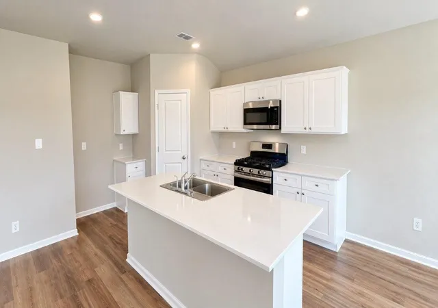 Photo 2 of Single family home for sale at 160 Tributary Ln, Bridgeport, TX 76426 | MLS# 21324138 | Listing updated on 2026-10-05