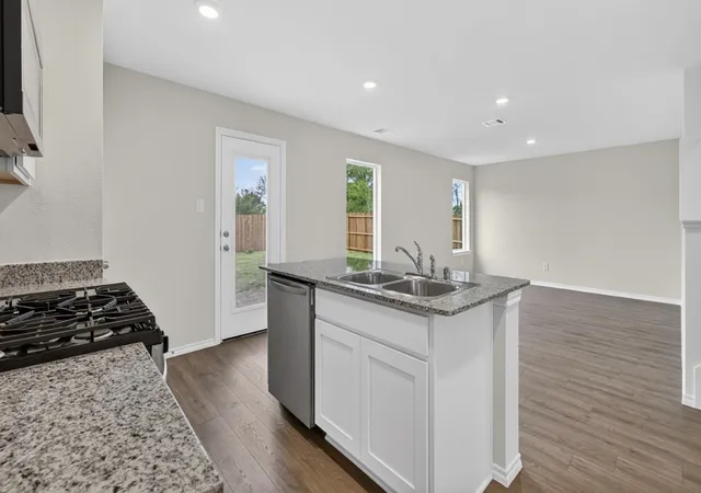 Photo 2 of Sale Pending at 3515 Spring Time St, Talty, TX 75126 | MLS# 21324643 | Listing updated on 2026-07-15