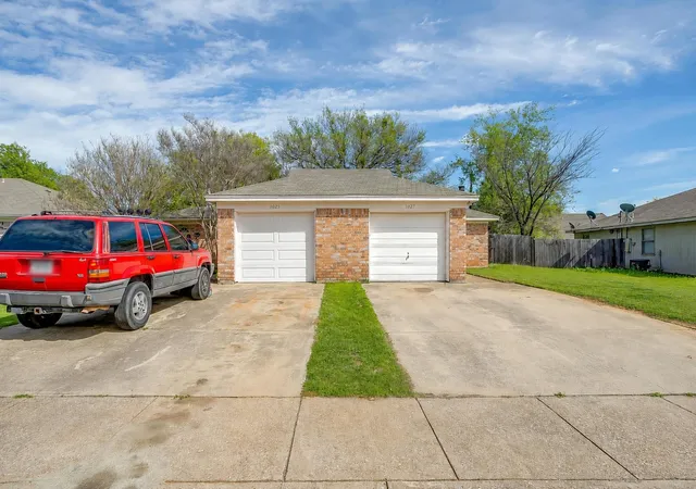 Photo 3 of Multi family home for sale at 1025 Irene St, Burleson, TX 76028 | MLS# 21311426 | Listing updated on 2026-08-22