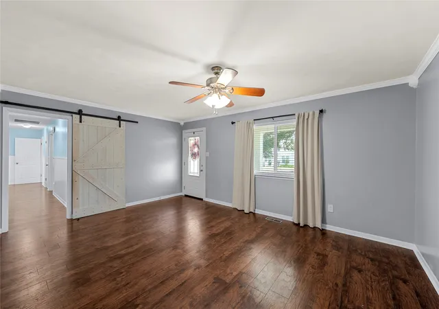 Photo 4 of Single family home for sale at 525 W 7Th St, Crawford, TX 76638 | MLS# 21321860 | Listing updated on 2026-08-23