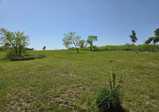 Photo 4 of Land for sale at Lot 24 Edgewater Wy, Corsicana, TX 75109 | MLS# 21324694 | Listing updated on 2026-08-22