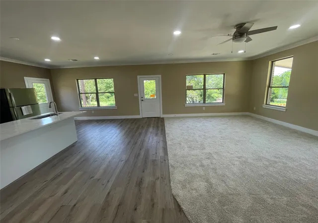 Photo 3 of Single family home for sale at 4313 Mountain Hollow Dr, Granbury, TX 76048 | MLS# 21324666 | Listing updated on 2026-08-18