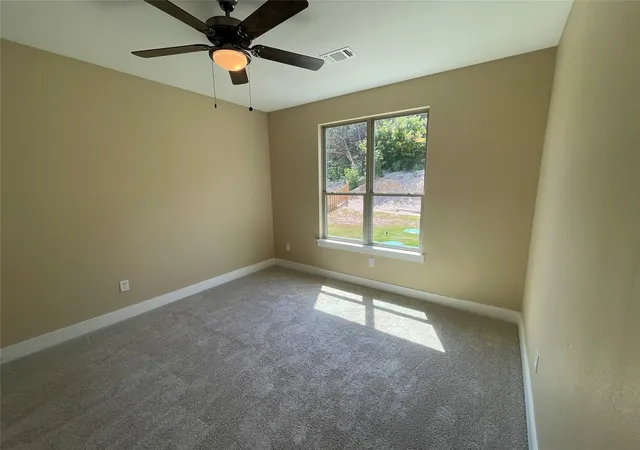 Photo 3 of Single family home for sale at 4313 Mountain Hollow Dr, Granbury, TX 76048 | MLS# 21324666 | Listing updated on 2026-08-18