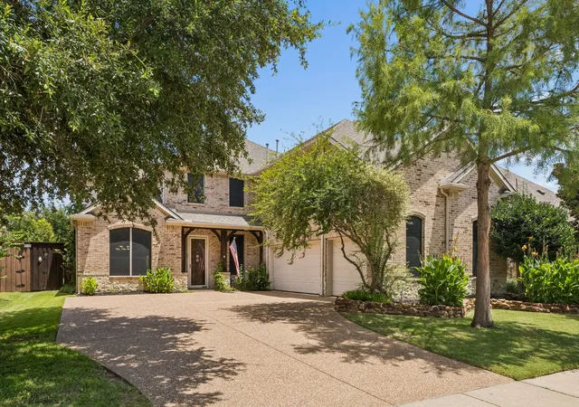Photo 1 of Single family home for sale at 11518 Castle Brook Ln, Frisco, TX 75035 | MLS# 21322198 | Listing updated on 2026-07-18