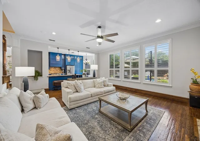 Photo 4 of Single family home for sale at 11518 Castle Brook Ln, Frisco, TX 75035 | MLS# 21322198 | Listing updated on 2026-07-18