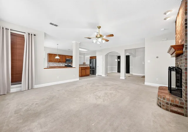 Photo 3 of Single family home for sale at 905 Hampstead Dr, Mesquite, TX 75181 | MLS# 21324747 | Listing updated on 2026-07-08