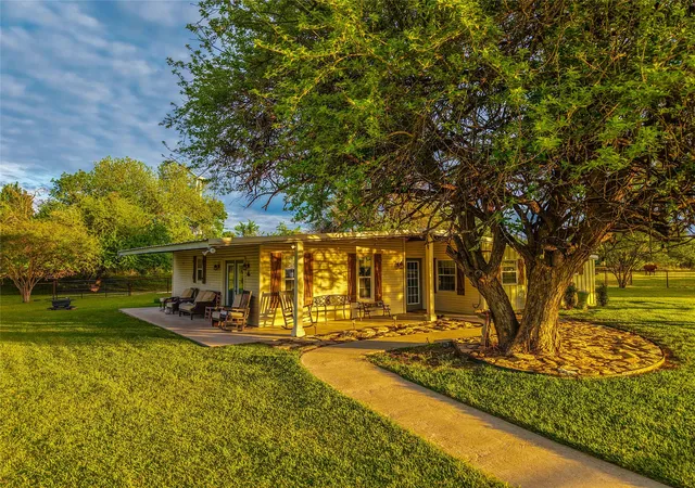 Photo 4 of Sale Pending at 148 3341 Hcr, Hubbard, TX 76648 | MLS# 21324876 | Listing updated on 2026-08-21