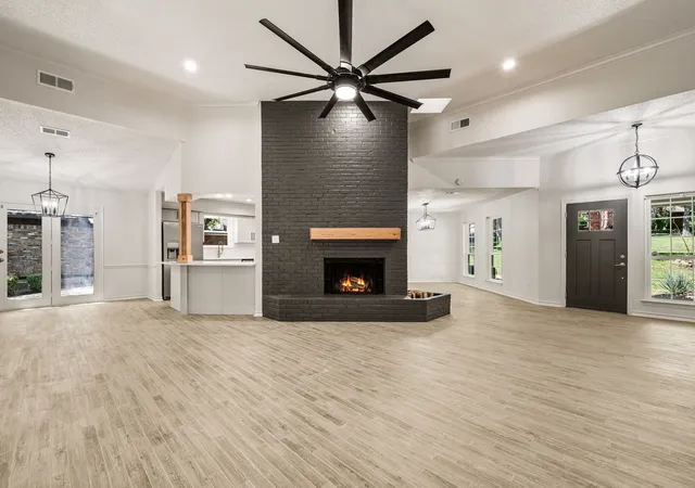5th image of 17 Cypress Ct, Trophy Club, TX 76262 | MLS# 21322281