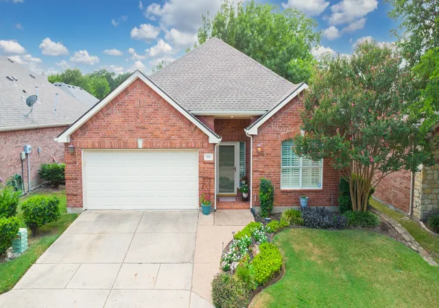 Photo 1 of Single family home for sale at 920 Cascade Dr, Fairview, TX 75069 | MLS# 21322035 | Listing updated on 2026-08-30