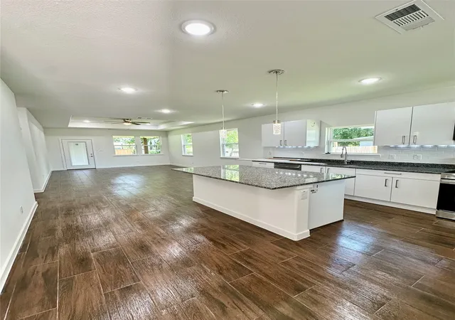 Photo 3 of Single family home for sale at 2312 Morgan St, Greenville, TX 75401 | MLS# 21325044 | Listing updated on 2026-07-09