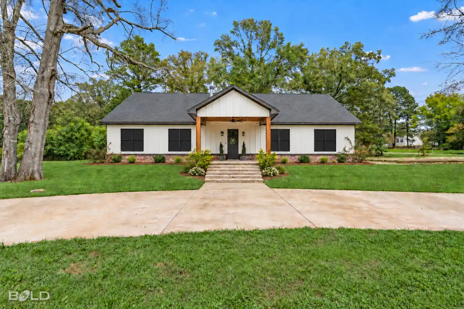 Photo 1 of Single family home for sale at 978 Stonewall Preston Rd, Stonewall, LA 71078 | MLS# 21320215 | Listing updated on 2026-10-30