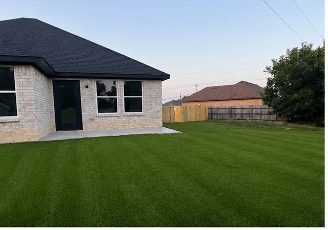 4th image of 103 Virginia Dr, Palmer, TX 75152 | MLS# 21325158