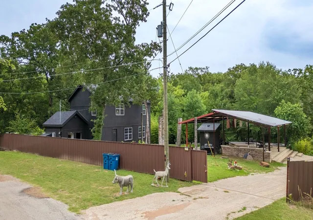 Photo 2 of Single family home for sale at 7102 Tejas Bnd, Mabank, TX 75156 | MLS# 21325173 | Listing updated on 2026-07-09