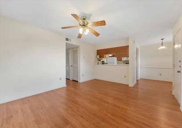 Photo 2 of Condo for sale at 218 N Texas Blvd #306, Denton, TX 76201 | MLS# 21325181 | Listing updated on 2026-07-16