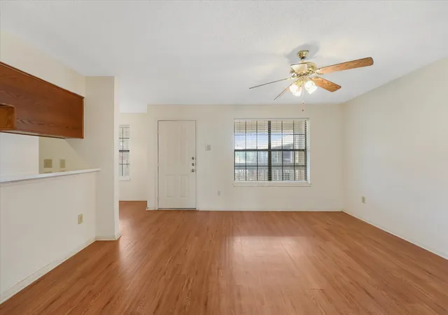 Photo 3 of Condo for sale at 218 N Texas Blvd #306, Denton, TX 76201 | MLS# 21325181 | Listing updated on 2026-07-16