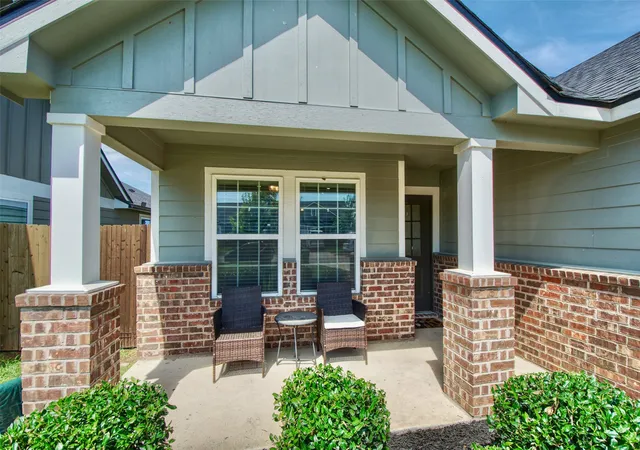 Photo 1 of Single family home for sale at 429 Travis Dr, Mc Gregor, TX 76657 | MLS# 21320396 | Listing updated on 2026-09-01