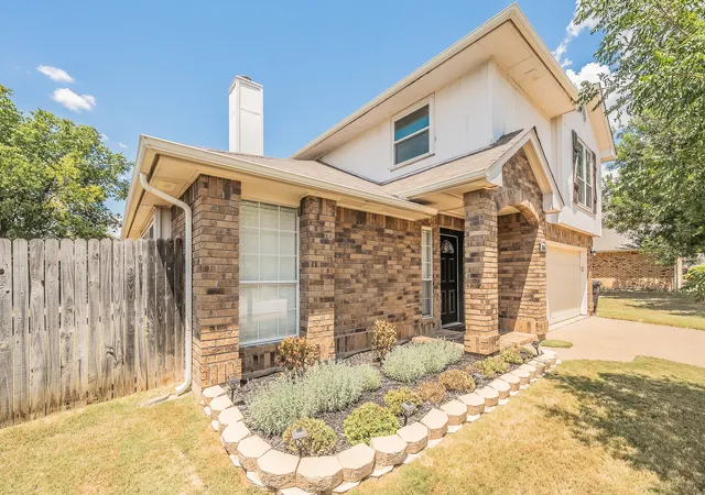 3rd image of 8505 Mystic Trl, Fort Worth, TX 76118 | MLS# 21325197