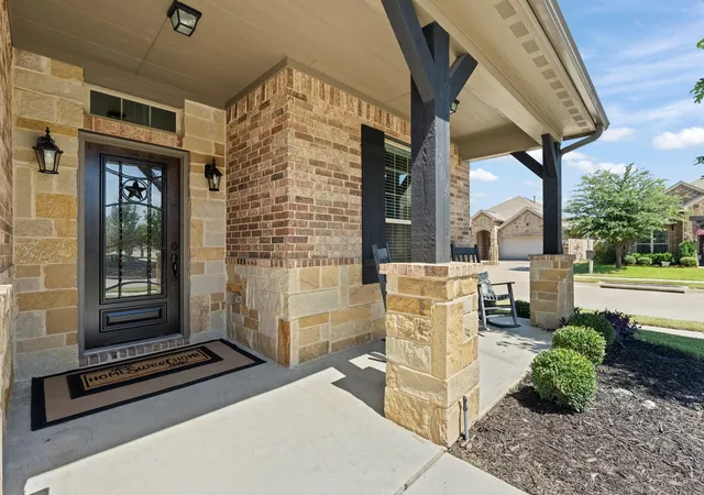 Photo 3 of Single family home for sale at 7257 Laguna Del Campo Trl, Fort Worth, TX 76131 | MLS# 21325284 | Listing updated on 2026-07-12
