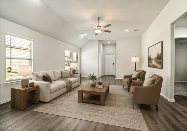 Photo 2 of Single family home for sale at 1801 Hazer Ln, Mesquite, TX 75149 | MLS# 21323067 | Listing updated on 2026-08-10