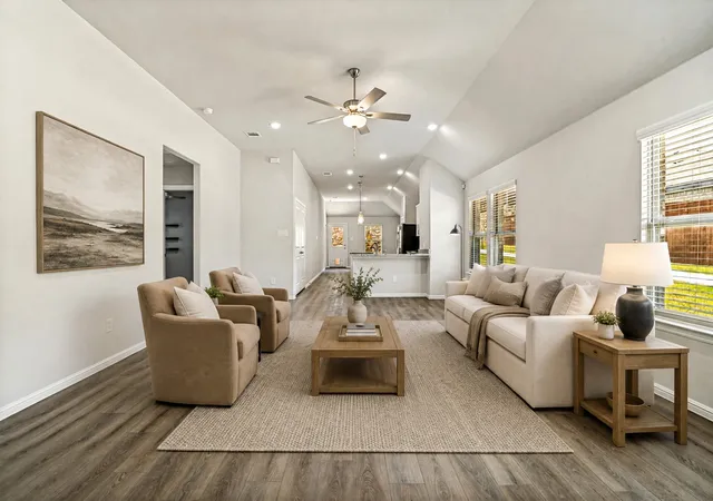 Photo 3 of Single family home for sale at 1801 Hazer Ln, Mesquite, TX 75149 | MLS# 21323067 | Listing updated on 2026-08-10