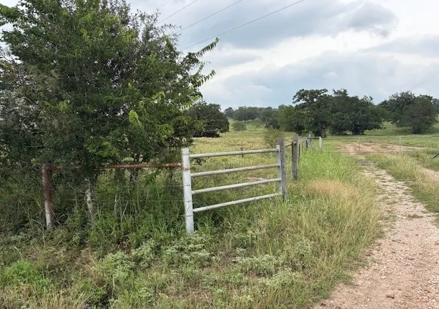 Photo 3 of Sale Pending at 2609 County Road 216, Giddings, TX 78942 | MLS# 21325378 | Listing updated on 2026-07-17