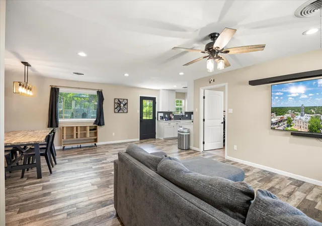 Photo 3 of Single family home for sale at 270 Barker St, Stephenville, TX 76401 | MLS# 21324931 | Listing updated on 2026-07-23