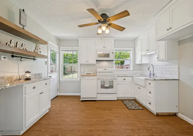 Photo 3 of Sale Pending at 346 Lorna St, Burleson, TX 76028 | MLS# 21320905 | Listing updated on 2026-08-18