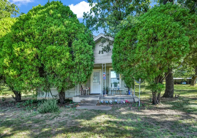 2nd image of 14200 Old Garner Rd, Weatherford, TX 76088 | MLS# 21320066