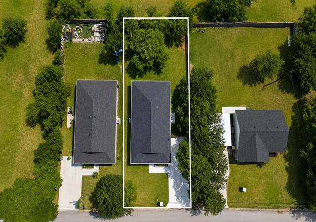 Homes for sale in Hillsboro, TX | 212 W Madison St, Hillsboro, TX 76645 | MLS# 21325009