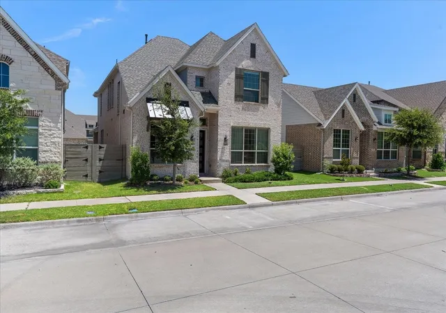 2nd image of 5306 Grand Ave, Sachse, TX 75048 | MLS# 21325580