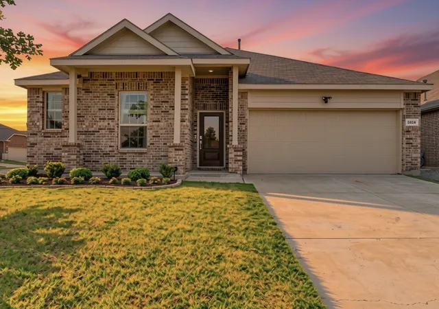 Photo 2 of Single family home for sale at 3324 Tulip Poplar Trl, Mc Kinney, TX 75071 | MLS# 21307857 | Listing updated on 2026-07-09