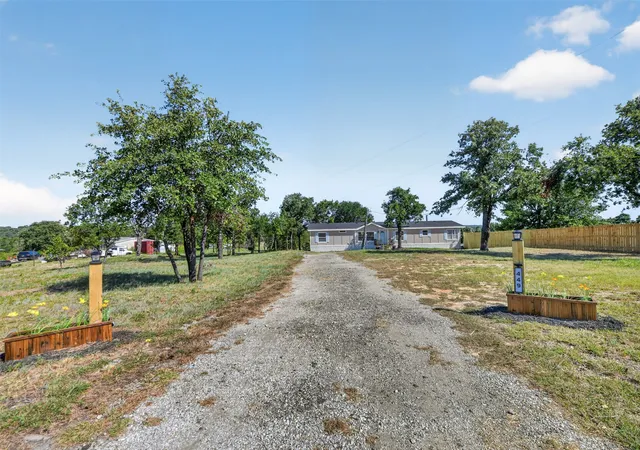 Photo 2 of Manufactured home for sale at 449 Big Salty Dr, Springtown, TX 76082 | MLS# 21317132 | Listing updated on 2026-09-03