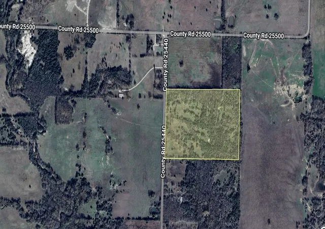 Land for sale at 175 County Road 25440, Roxton, TX 75477 | MLS# 21325695