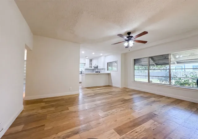 3rd image of 5124 Norma St, Fort Worth, TX 76112 | MLS# 21325701