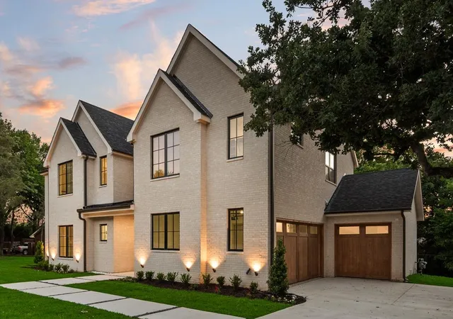 4th image of 10 Brook Hollow Ln, Trophy Club, TX 76262 | MLS# 21325710