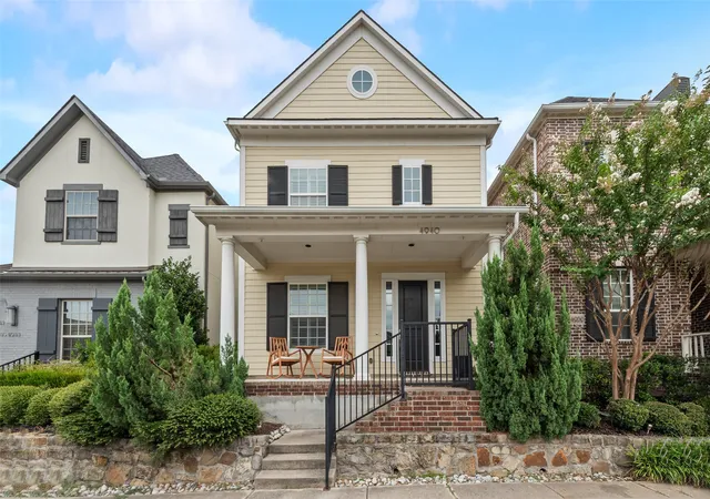 Single family home for sale at 4940 Sage Hill Dr, Carrollton, TX 75010 | MLS# 21320185