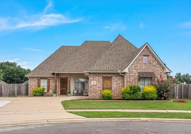 Photo 1 of Single family home for sale at 408 Halifax Cir, Benton, LA 71006 | MLS# 21325737 | Listing updated on 2026-08-20